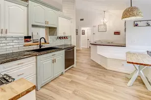 5164 NW 53rd Ave, Coconut Creek, FL 33073 - Photo 4