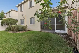 6007 Red Plum Ct, Tamarac, FL 33321 - Photo 18