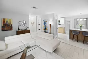 2439 Polk St, Hollywood, FL 33020 - Photo 2