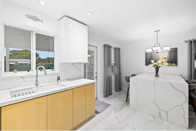 2439  Polk St, Unit #10, Hollywood, FL 33020 - Photo 12