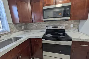 2456 NW 52nd Ave, Fort Lauderdale, FL 33313 - Photo 16