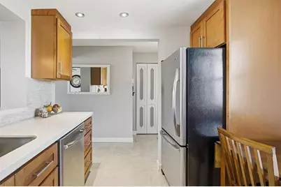 311 SE 3rd St, Unit #410, Dania Beach, FL 33004 - Photo 4