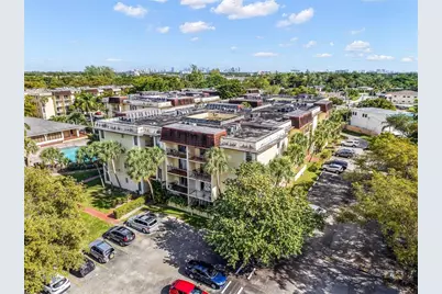 [Address not provided], North Miami, FL 33161 - Photo 26