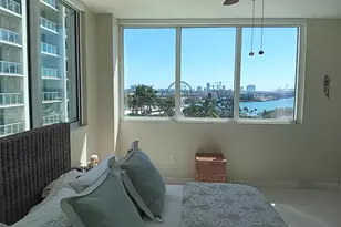 253 NE 2nd St, Miami, FL 33132 - Photo 18