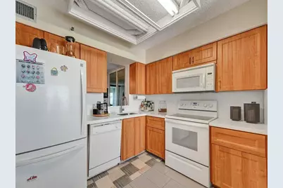 14527  Bonaire Blvd, Unit #701, Delray Beach, FL 33446 - Photo 10