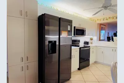 7748  Granville Dr, Unit #211, Fort Lauderdale, FL 33321 - Photo 4