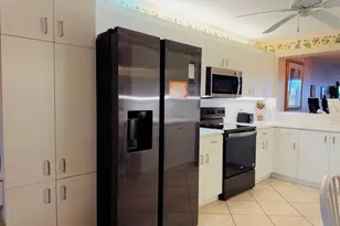 7748 Granville Dr, Fort Lauderdale, FL 33321 - Photo 4