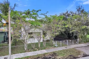 763 NW 41st St, Miami, FL 33127 - Photo 2
