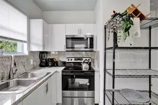 763 NW 41st St, Miami, FL 33127 - Photo 10