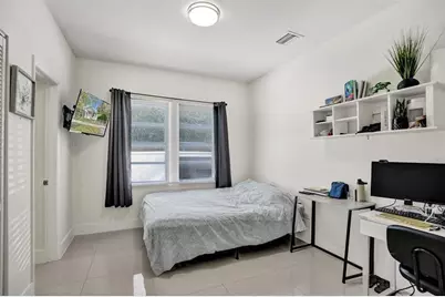 763 NW 41st St, Miami, FL 33127 - Photo 12