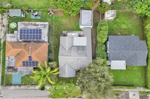 763 NW 41st St, Miami, FL 33127 - Photo 24