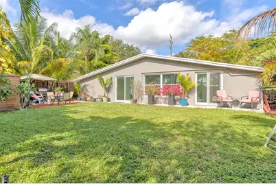 3194  Taft St, Hollywood, FL 33021 - Photo 38