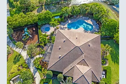 8870 NW 37th Dr, Coral Springs, FL 33065 - Photo 24