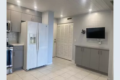 2851 NE 183rd St, Unit #1903E, Aventura, FL 33160 - Photo 2