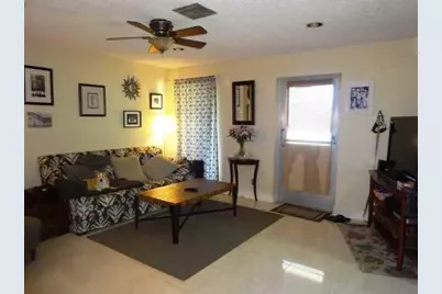 3202 NE 7th Pl, Pompano Beach, FL 33062 - Photo 6
