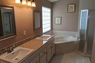 231 Preserve Ct, Royal Palm Beach, FL 33411 - Photo 10