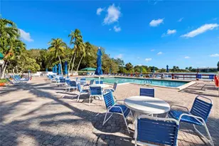 1715 Whitehall Dr, Davie, FL 33324 - Photo 20