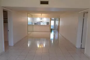 1715 Whitehall Dr, Davie, FL 33324 - Photo 4