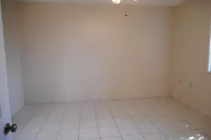 1715 Whitehall Dr, Davie, FL 33324 - Photo 8