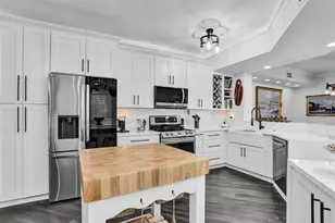 7755 Yardley Dr Unit, Tamarac, FL 33321 - Photo 10