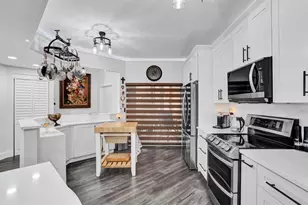 7755 Yardley Dr Unit, Tamarac, FL 33321 - Photo 12