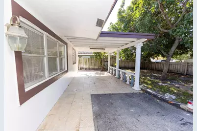 2510 NE 3rd Ave, Pompano Beach, FL 33064 - Photo 6