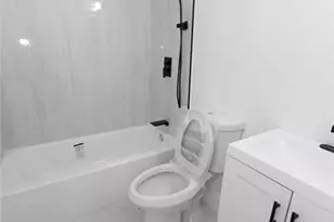 2510 NE 3rd Ave, Pompano Beach, FL 33064 - Photo 16