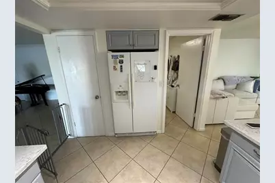 6657  Paul Mar Dr, Lake Worth, FL 33462 - Photo 10