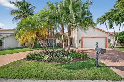 7409  Corkwood Ter, Tamarac, FL 33321 - Photo 2