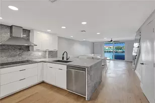 876 Jeffery St, Boca Raton, FL 33487 - Photo 2