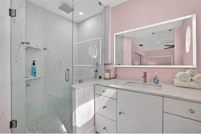 261 NE 16th Pl, Unit #303, Fort Lauderdale, FL 33305 - Photo 12