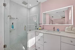 261 NE 16th Pl, Fort Lauderdale, FL 33305 - Photo 12