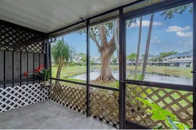 2105 W Discovery Cir W, Deerfield Beach, FL 33442 - Photo 22