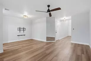 2105 W Discovery Cir W, Deerfield Beach, FL 33442 - Photo 8