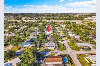 380 NW 47th Ct, Fort Lauderdale, FL 33309 - Photo 40