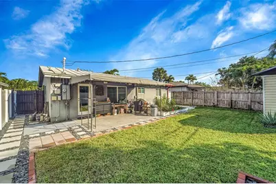 380 NW 47th Ct, Fort Lauderdale, FL 33309 - Photo 26