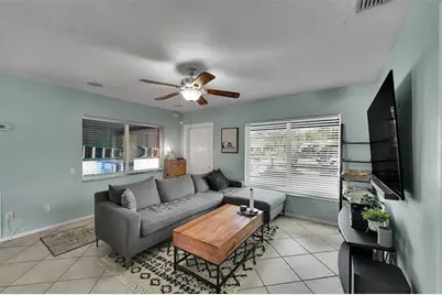 380 NW 47th Ct, Fort Lauderdale, FL 33309 - Photo 4