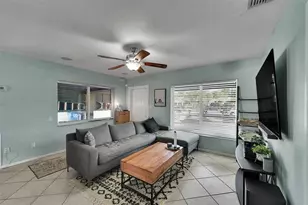 380 NW 47th Ct, Fort Lauderdale, FL 33309 - Photo 4