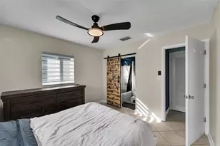 380 NW 47th Ct, Fort Lauderdale, FL 33309 - Photo 12