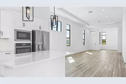 8388 SW Piacenza Way, Port Saint Lucie, FL 34987 - Photo 4