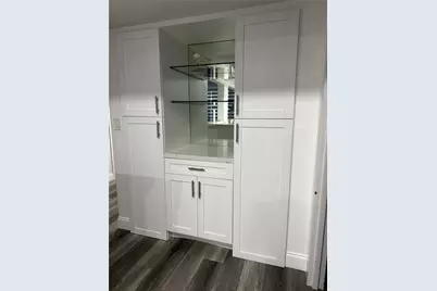 800  Parkview Dr, Unit #829, Hallandale Beach, FL 33009 - Photo 4