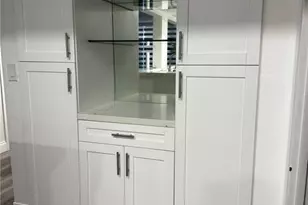 800 Parkview Dr, Hallandale Beach, FL 33009 - Photo 4