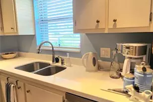 700 SE 6th Ave, Deerfield Beach, FL 33441 - Photo 6