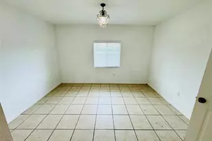 1157 Golden Lakes Blvd, West Palm Beach, FL 33411 - Photo 6