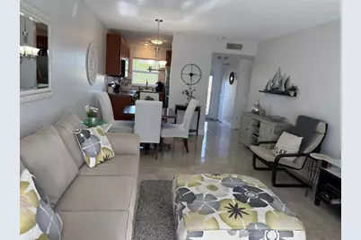 9400  Sunrise Lakes Blvd, Unit #307, Sunrise, FL 33322 - Photo 4