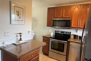 9400 Sunrise Lakes Blvd, Sunrise, FL 33322 - Photo 12