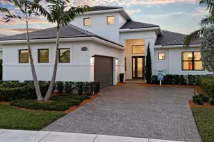 12625 SW Lunata Way, Port Saint Lucie, FL 34987 - Photo 1