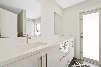 21100  Highland Lakes Blvd, Miami, FL 33179 - Photo 12