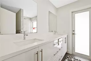 21100 Highland Lakes Blvd, Miami, FL 33179 - Photo 12