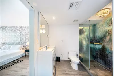 1100  West Ave, Unit #1010, Miami Beach, FL 33139 - Photo 8